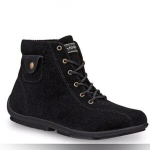 BOTINES  ANDREA SIZE 9